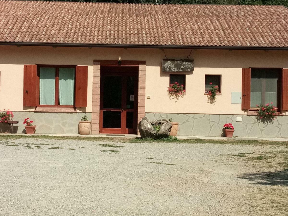 Agriturismo Rio Ricco Busana Экстерьер фото